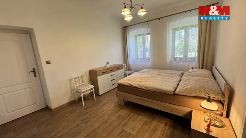 Prodej rodinného domu, Černovice, Dobešovská, 300 m2