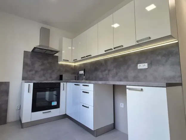 Pronájem bytu 2+1, Ostrava, Hlavní třída, 54 m2