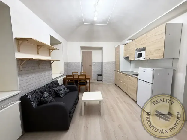 Prodej bytu 2+kk, Praha - Libeň, Zenklova, 37 m2
