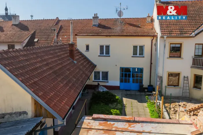 Prodej rodinného domu, Staré Město, náměstí Hrdinů, 118 m2
