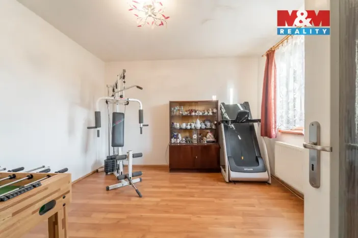 Prodej rodinného domu, Lochovice, 180 m2