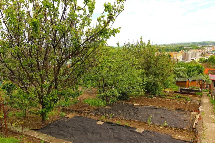 Prodej zahrady, Kadaň, Zahradní, 385 m2
