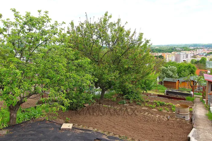Prodej zahrady, Kadaň, Zahradní, 385 m2