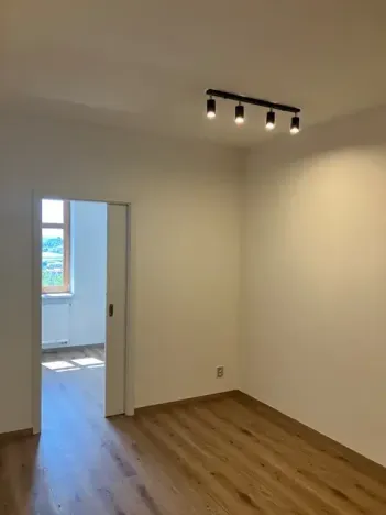 Pronájem bytu 3+kk, Praha - Prosek, Prosecká, 97 m2