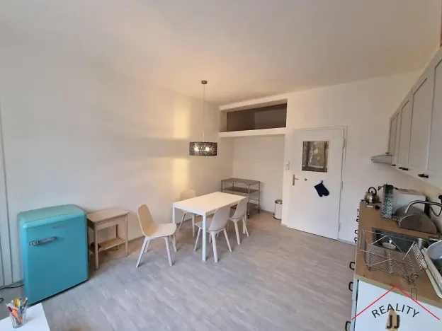 Pronájem bytu 3+1, Praha - Malá Strana, Rošických, 83 m2