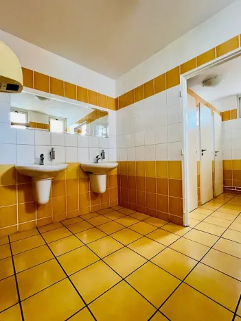 Pronájem kanceláře, Hradec Králové, Bieblova, 17 m2
