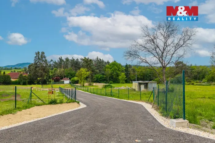 Prodej pozemku pro bydlení, Bukovany, 1060 m2