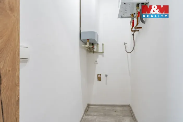 Prodej bytu 2+kk, Třeboň - Holičky, 42 m2