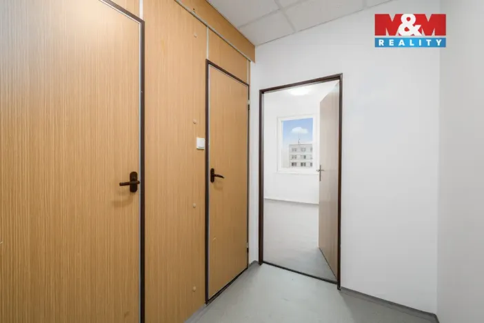 Pronájem bytu 1+1, Ústí nad Labem - Krásné Březno, Rozcestí, 41 m2