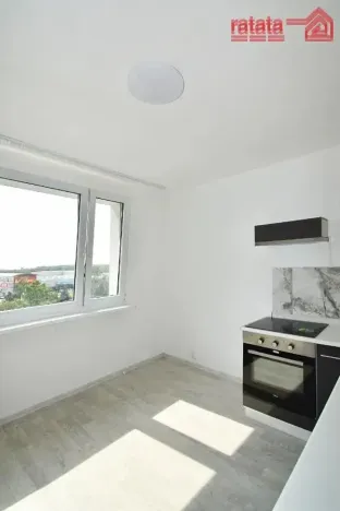 Pronájem bytu 1+1, Chomutov, Jirkovská, 35 m2