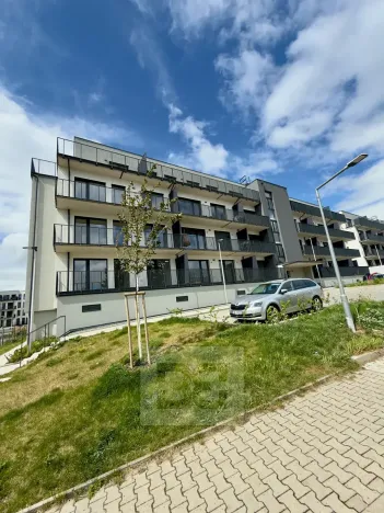 Pronájem bytu 2+kk, Kladno, Ke křížku, 47 m2