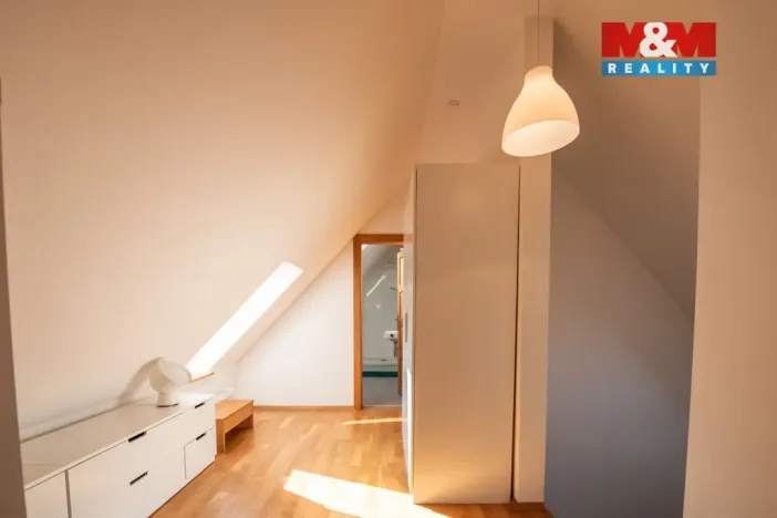 Pronájem bytu 5+kk, Hradec Králové, Velké náměstí, 112 m2