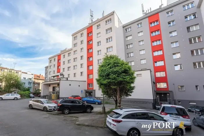 Pronájem bytu 3+1, Plzeň, Koterovská, 75 m2