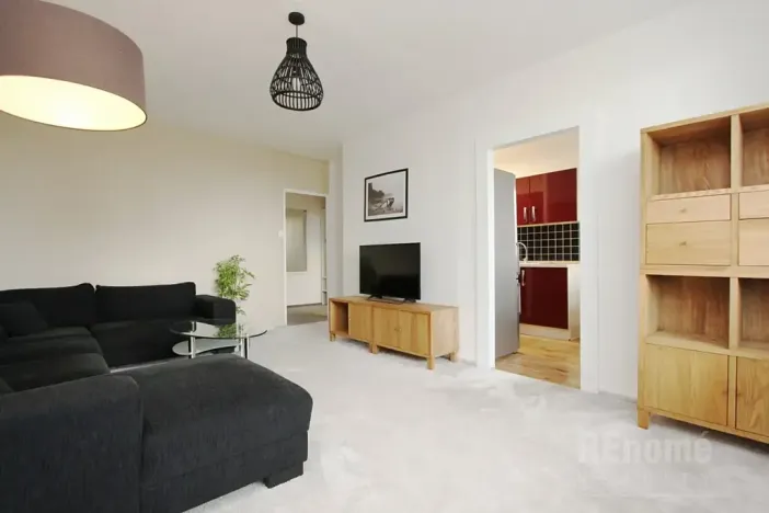 Pronájem bytu 3+1, Praha - Petrovice, Frostova, 78 m2