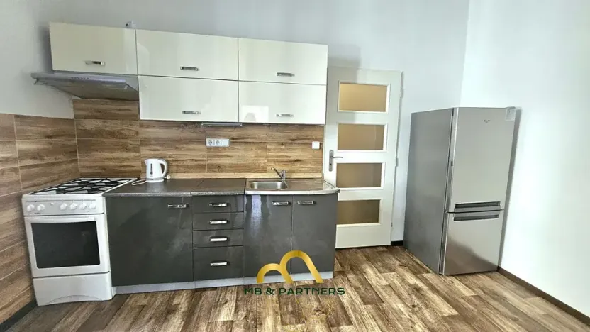 Pronájem bytu 2+kk, Praha - Michle, Adamovská, 42 m2