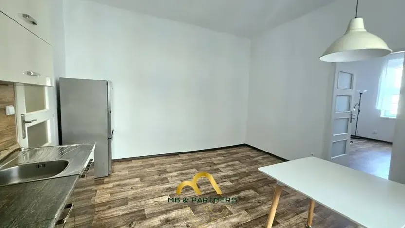 Pronájem bytu 2+kk, Praha - Michle, Adamovská, 42 m2