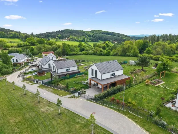 Prodej rodinného domu, Kamenice, Lužní, 122 m2