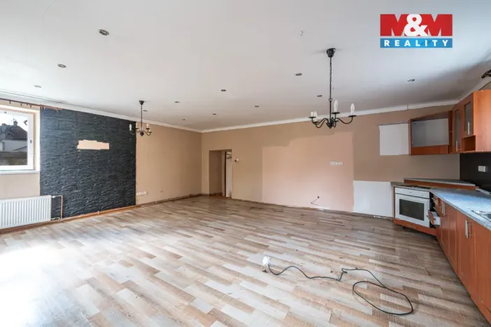 Prodej rodinného domu, Nový Bor - Arnultovice, Myslbekova, 280 m2