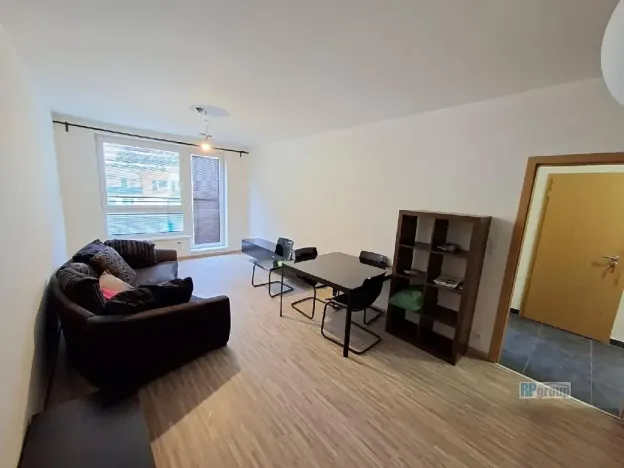 Pronájem bytu 2+kk, Praha - Vysočany, Kabešova, 53 m2