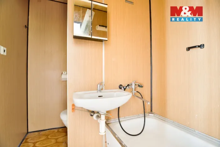 Prodej bytu 2+kk, Lom - Loučná, Libkovická, 42 m2
