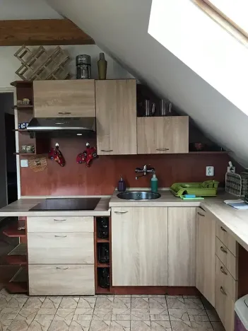 Prodej vícegeneračního domu, Pila, 220 m2