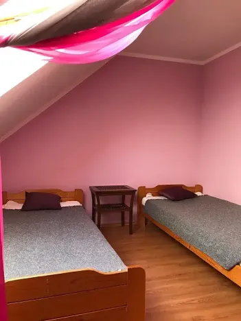 Prodej vícegeneračního domu, Pila, 220 m2