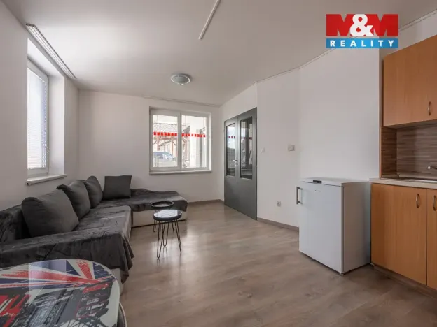 Pronájem skladu, Postupice - Milovanice, 212 m2
