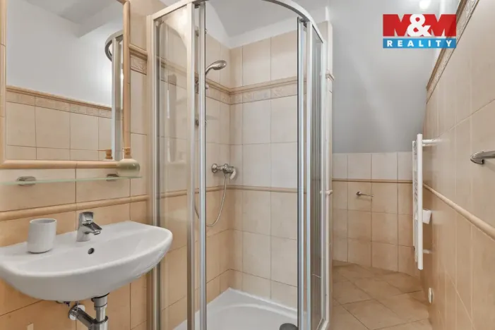 Prodej chalupy, Albrechtice v Jizerských horách, 215 m2