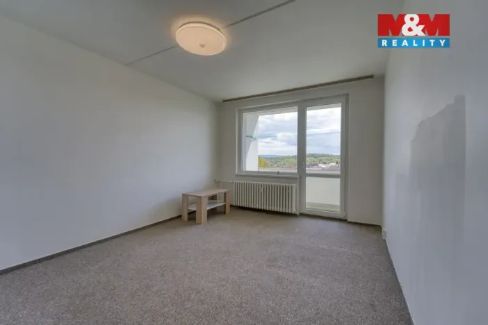 Prodej bytu 2+1, Hroznětín, Sídliště, 56 m2
