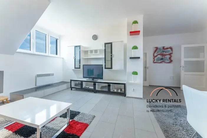 Pronájem bytu 2+kk, Praha - Staré Město, Havelská, 60 m2