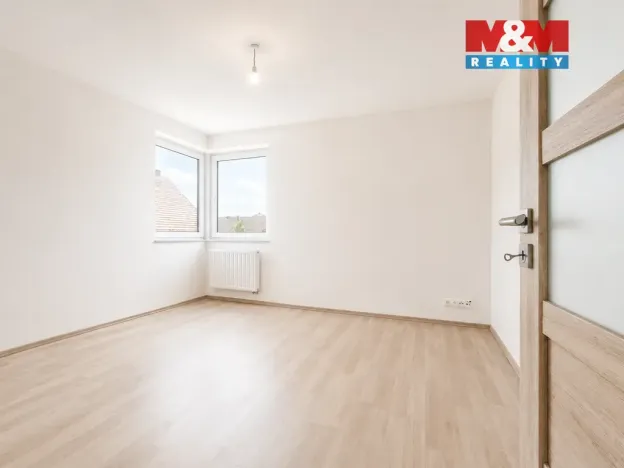 Prodej bytu 3+kk, Břežany II, 81 m2