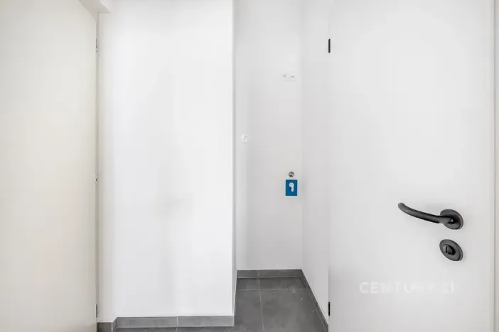 Pronájem bytu 1+kk, Praha - Nusle, Sezimova, 27 m2