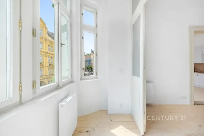 Pronájem bytu 2+kk, Praha - Nusle, Sezimova, 53 m2