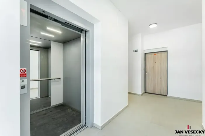 Prodej bytu 1+kk, Plzeň, Železná, 32 m2