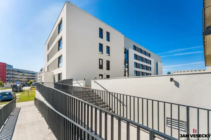 Prodej bytu 1+kk, Plzeň, Železná, 33 m2