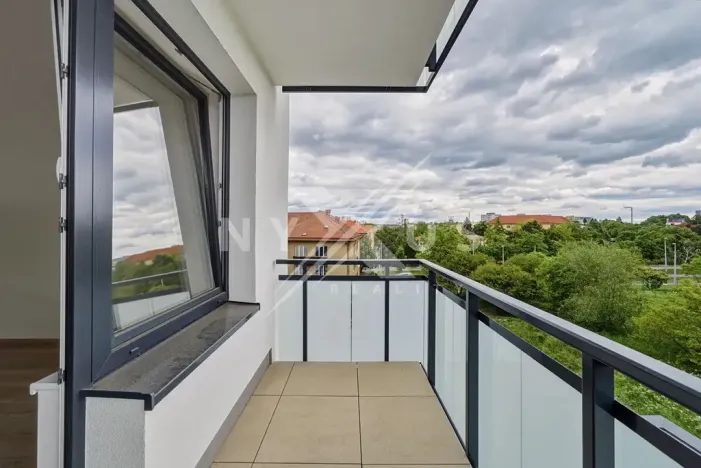 Pronájem bytu 2+kk, Praha - Strašnice, Strančická, 52 m2