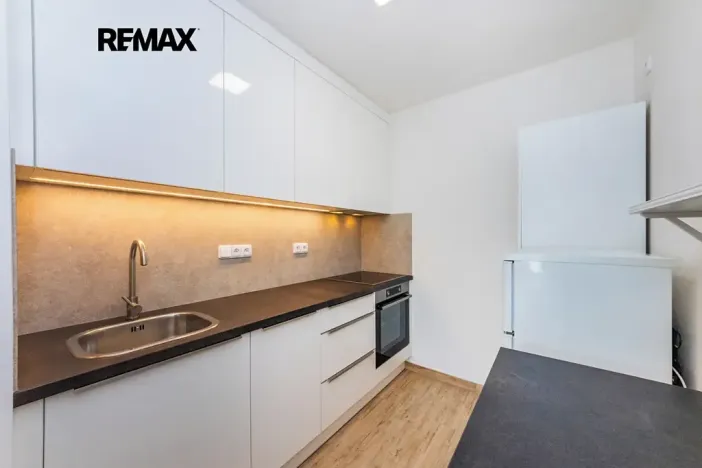 Pronájem bytu 2+kk, Praha - Chodov, Hrabákova, 48 m2
