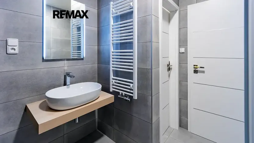 Pronájem bytu 2+1, Česká Lípa, Škroupovo náměstí, 75 m2