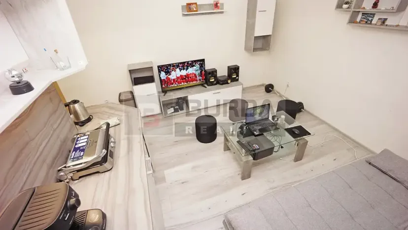 Prodej bytu 2+kk, Neratovice, 30 m2