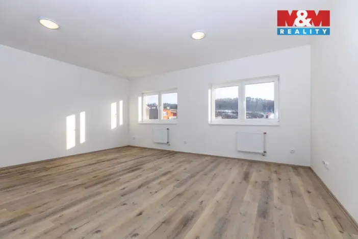 Pronájem bytu 2+kk, Radnice, Na Potocích, 57 m2
