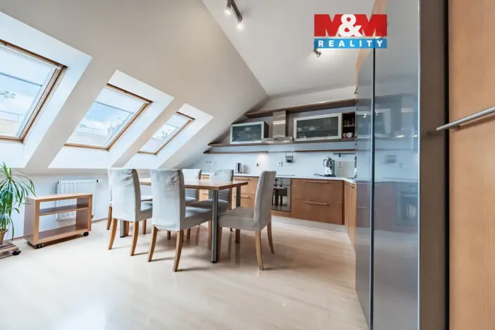 Prodej bytu 2+kk, Praha - Libeň, Na sypkém, 65 m2