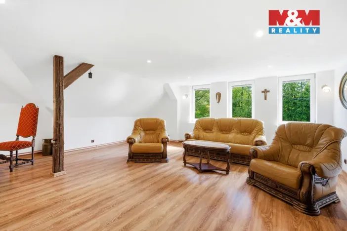 Prodej rodinného domu, Nové Město pod Smrkem - Hajniště, 266 m2