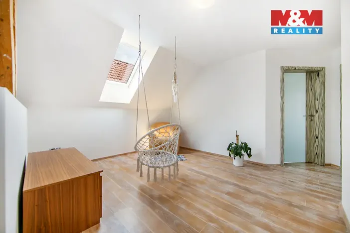 Prodej rodinného domu, Cheznovice, 227 m2