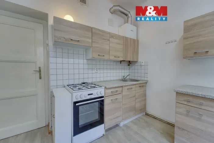 Pronájem bytu 1+1, Plzeň - Jižní Předměstí, Lukavická, 38 m2