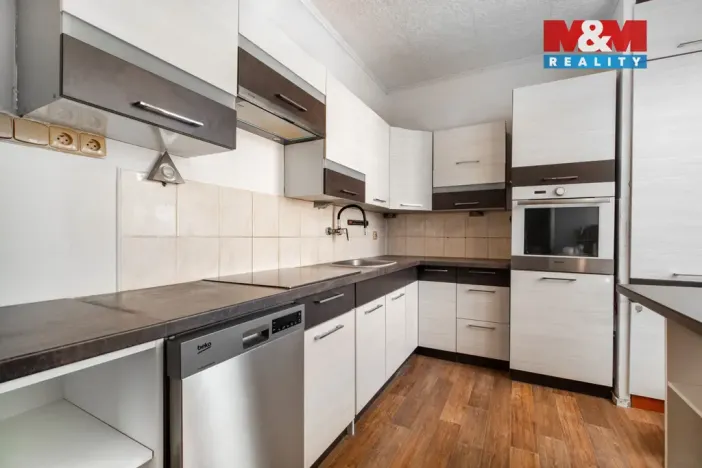 Prodej bytu 2+1, Polička - Horní Předměstí, M. Bureše, 59 m2