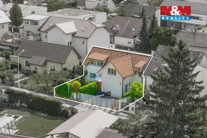 Prodej rodinného domu, Praha - Suchdol, K Roztokům, 160 m2