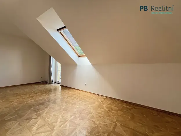 Prodej rodinného domu, Roztoky, 522 m2