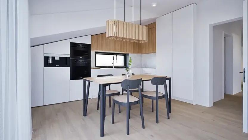 Prodej bytu 4+kk, Zlín, Vršava II, 103 m2