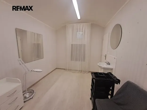 Pronájem obchodního prostoru, Praha - Vinohrady, Slezská, 52 m2