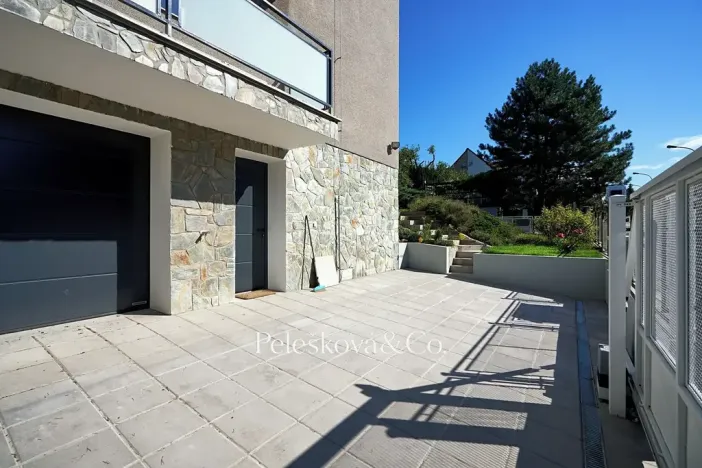 Pronájem rodinného domu, Praha - Braník, V malých domech I, 300 m2